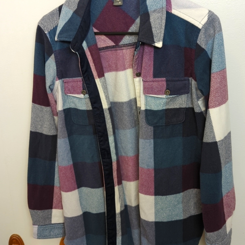 Eddie Bauer Fleece Button Down Plaid Top for Fall Layering Women's Medium